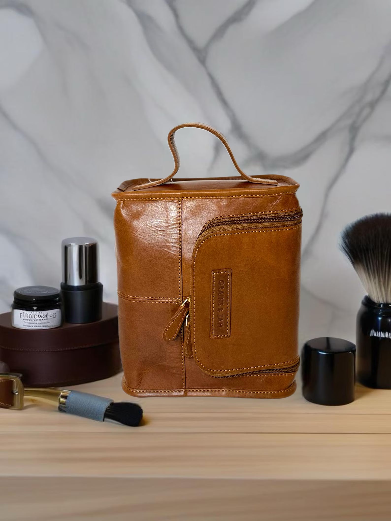 Blenheim Heritage Leather Wash Bag | Grains & Tan
