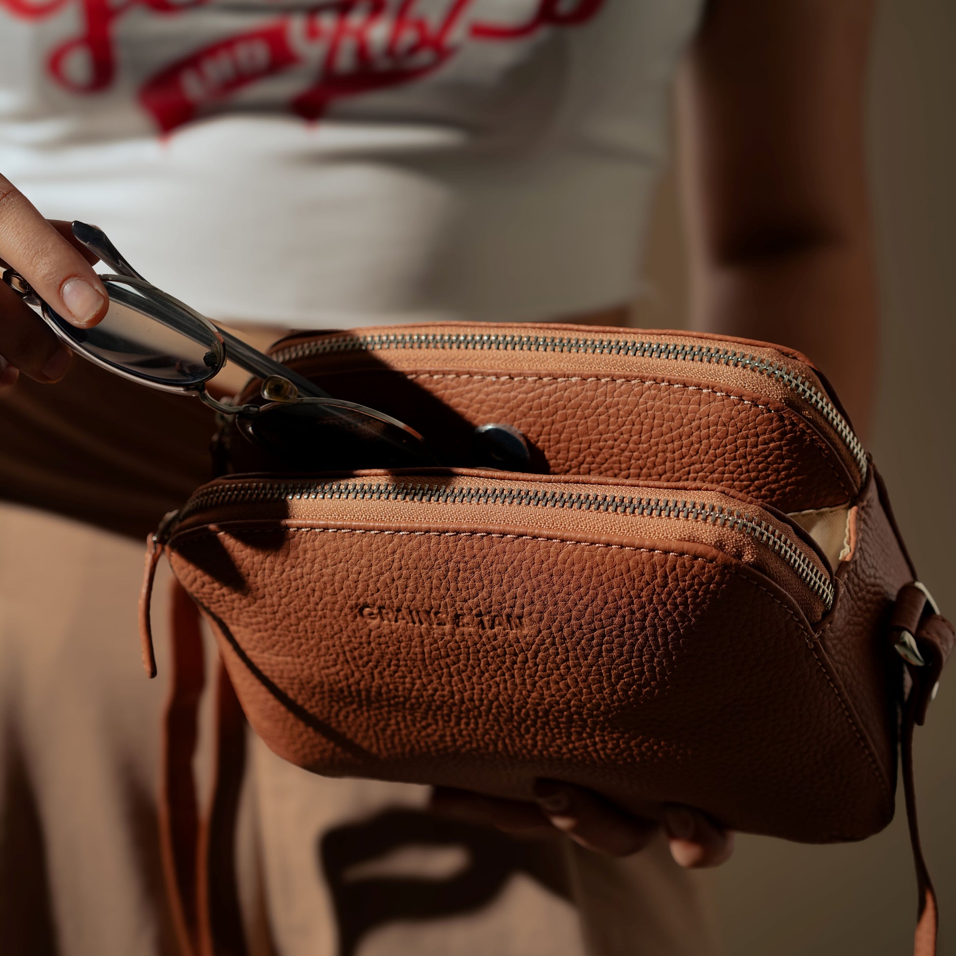 Classic Elegance Crossbody Bag | G&T