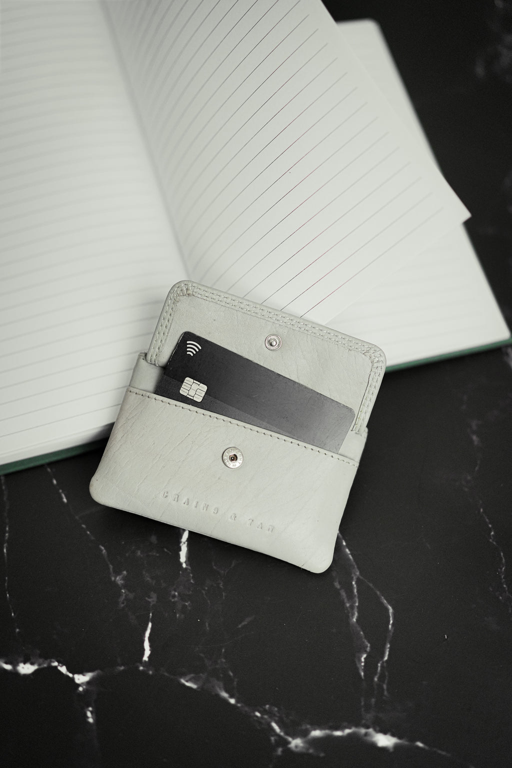 GT-KR4 Full-Grain Leather Coin Purse with Keyring: Grains & Tan Cowhide