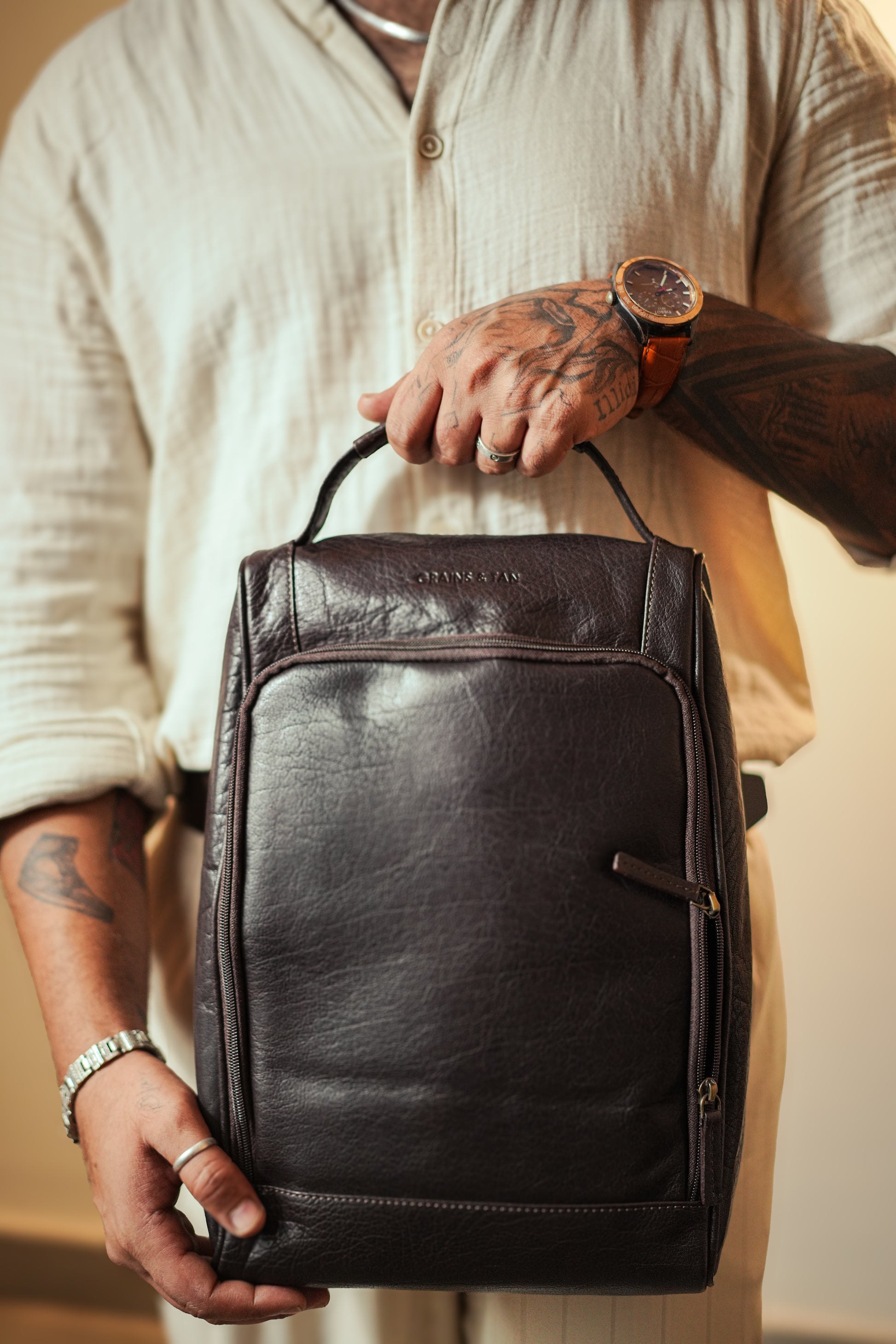 GT-SB01 Grains & Tan Full-grain Leather Shoe Bag | Premium Travel Shoe Case