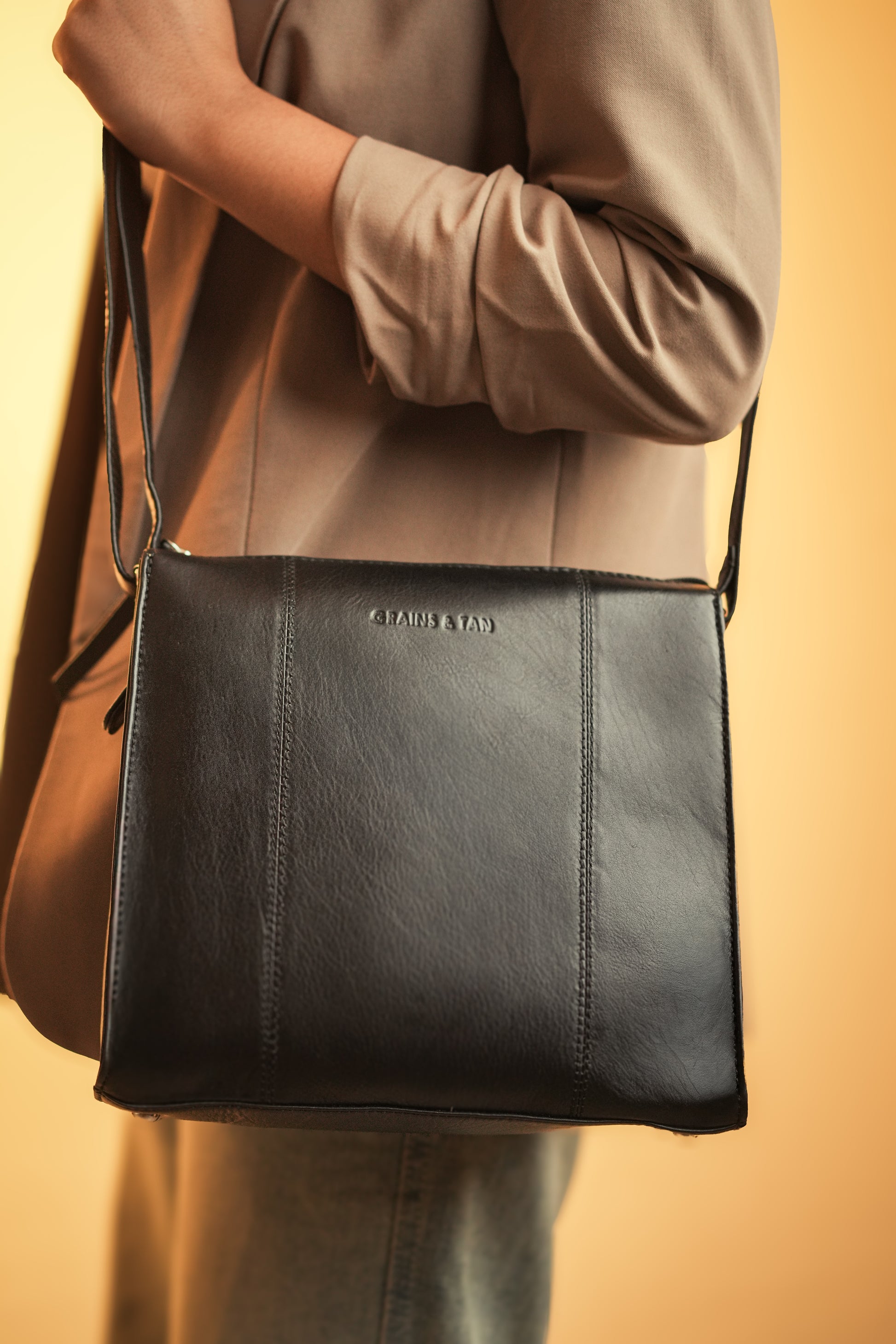 GT-H94 Grains & Tan Full-grain Leather Soft Ladies' Handbag, Crossbody Bag with Long Adjustable Strap