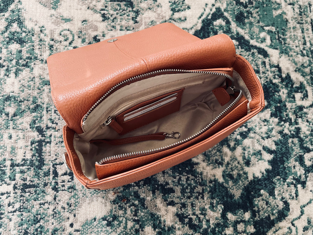 GT-H87 Tan Full-Grain Leather Crossbody Bag with Adjustable Strap