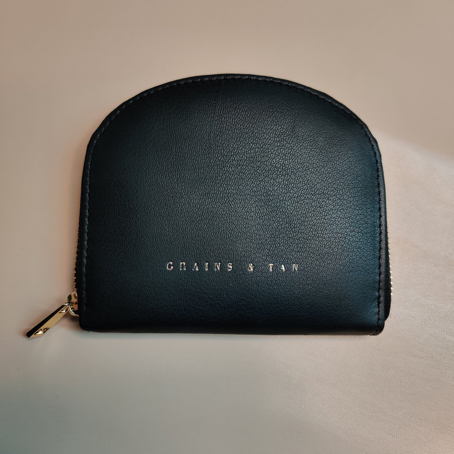 Crescent-Shaped Mini | G&T