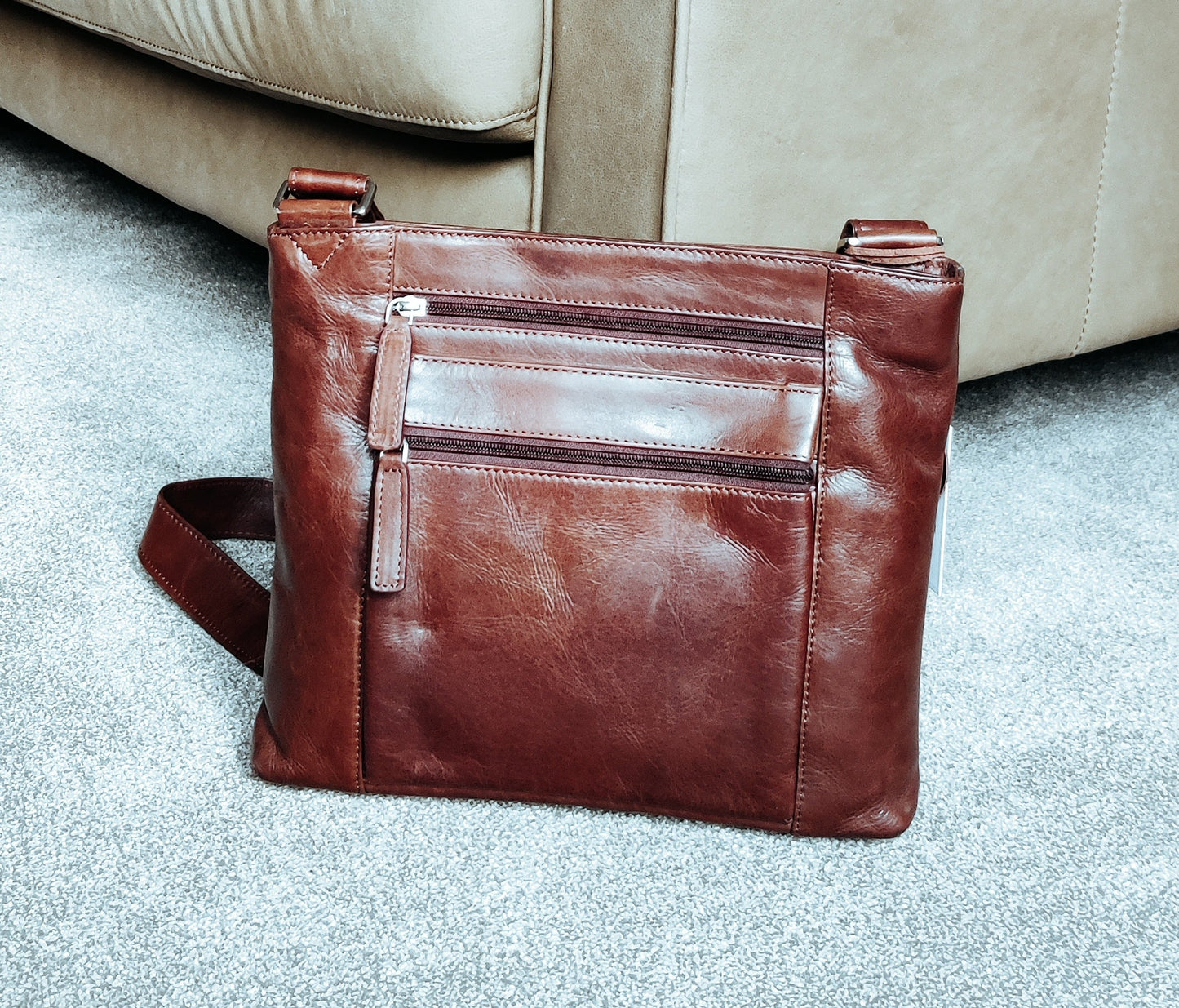Multi-Zip Large Crossbody Bag | G&T