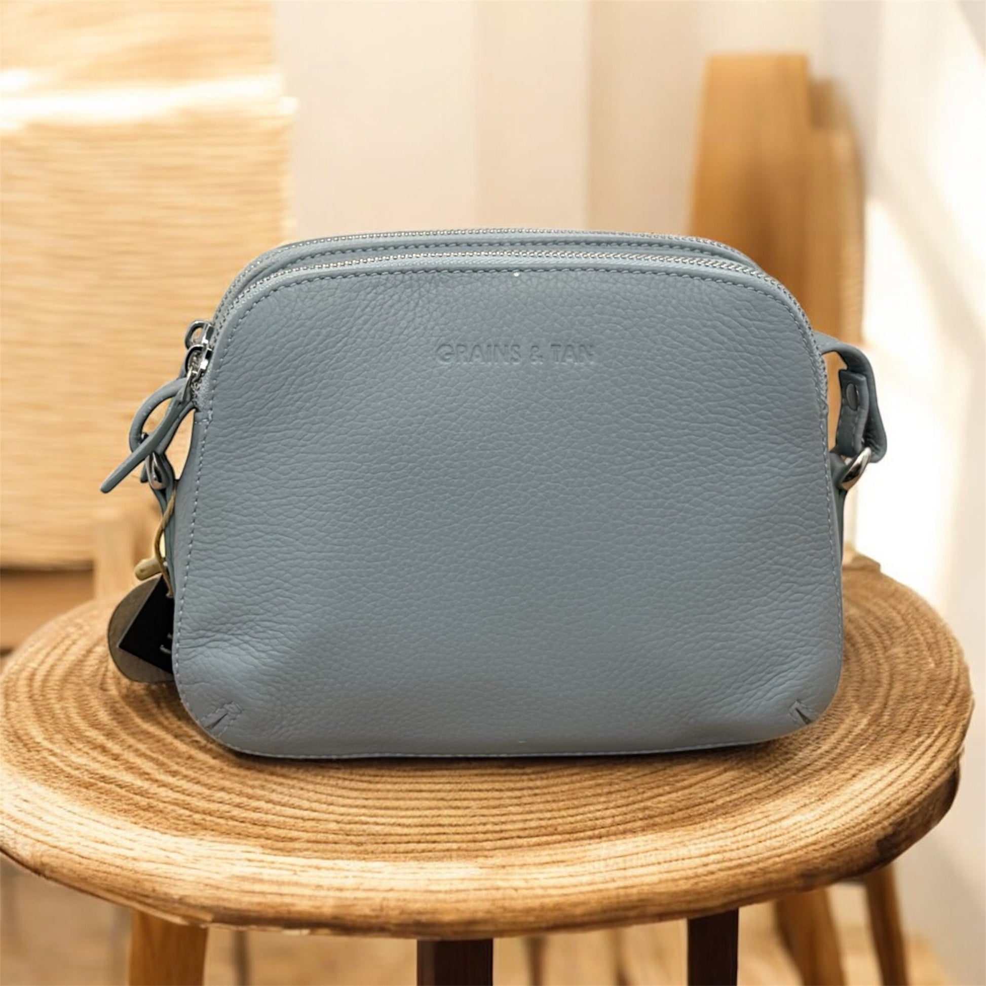 Classic Elegance Crossbody Bag | G&T