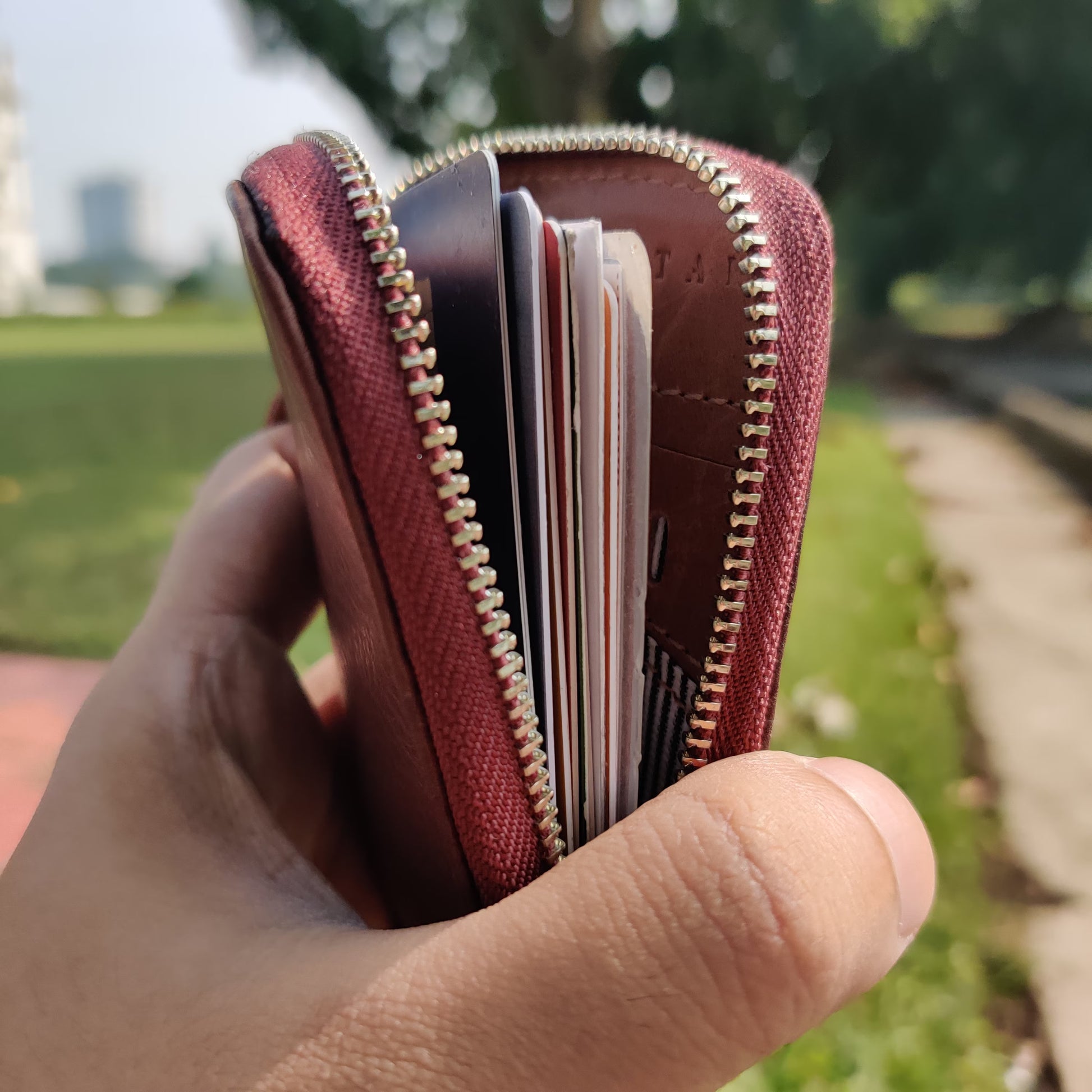 GT-006 G&T Full-grain Leather Pocket Card Wallet (RFID Protected)